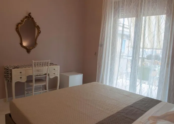 La Fenice Oda ve Kahvaltı 3*